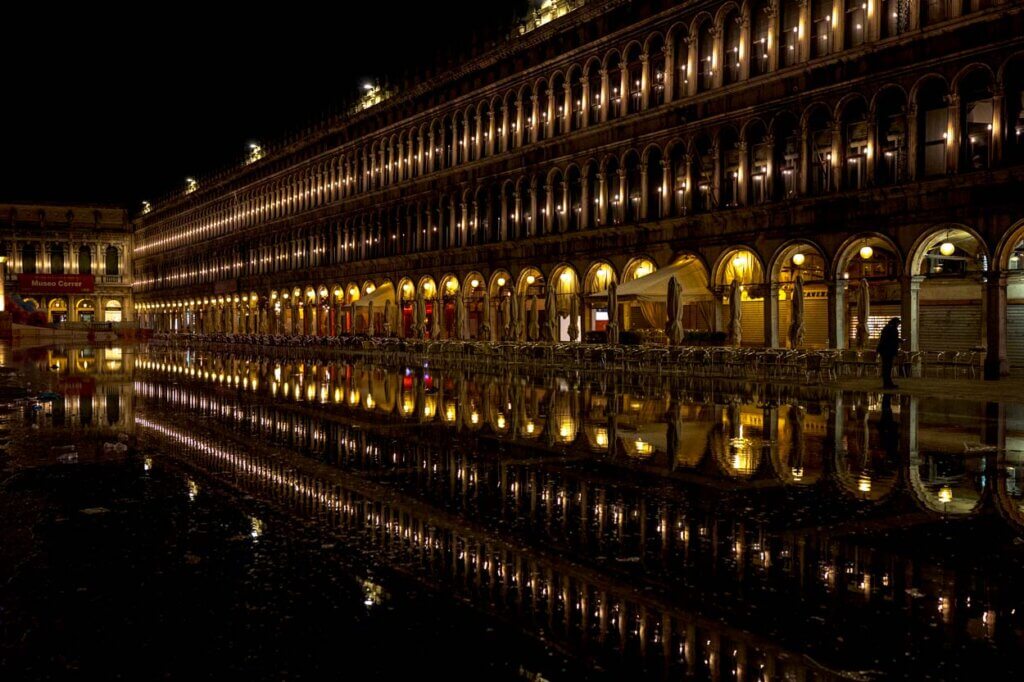 Reflets de Venise sur l'Acqua Alta.